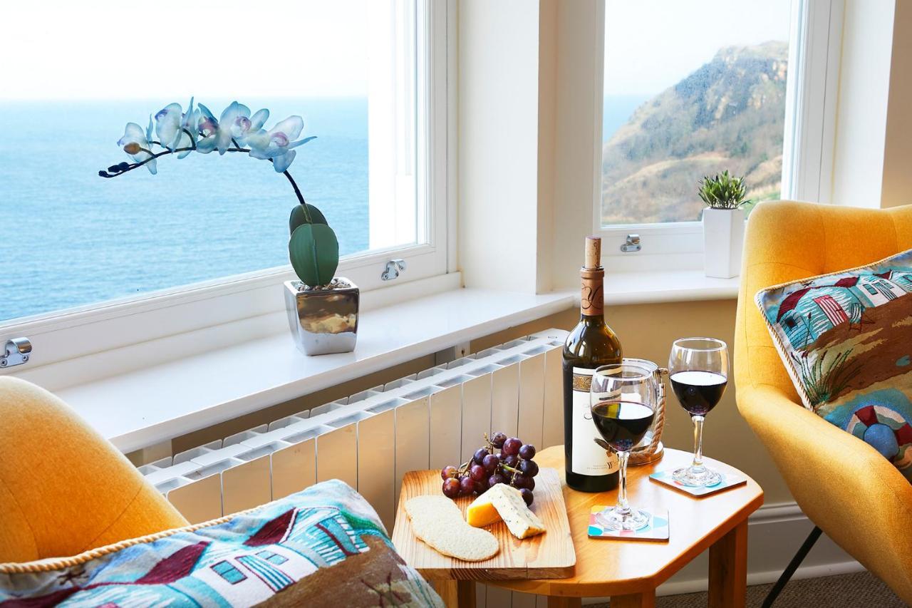 Denelea - Stunning Sea Views! Scarborough Buitenkant foto