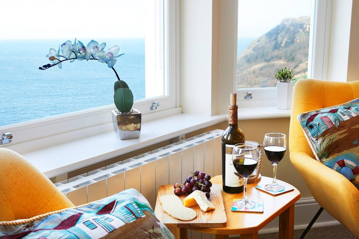 Denelea - Stunning Sea Views! Scarborough Buitenkant foto